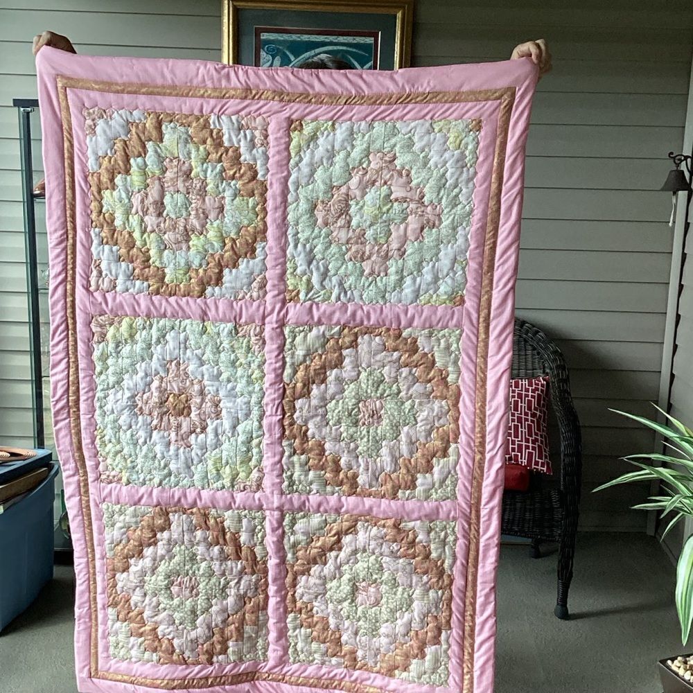 NWT. Hand Crafted Large Lap Quilt in Pinks